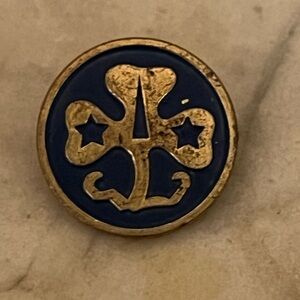 Vintage Girl Scout Blue and Gold Trefoil Pin Girl Scout World Association - GUC